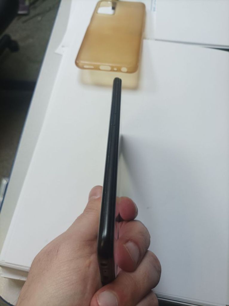 Розпродаж Realme 9i 4/128gb, продавець Техноскарб