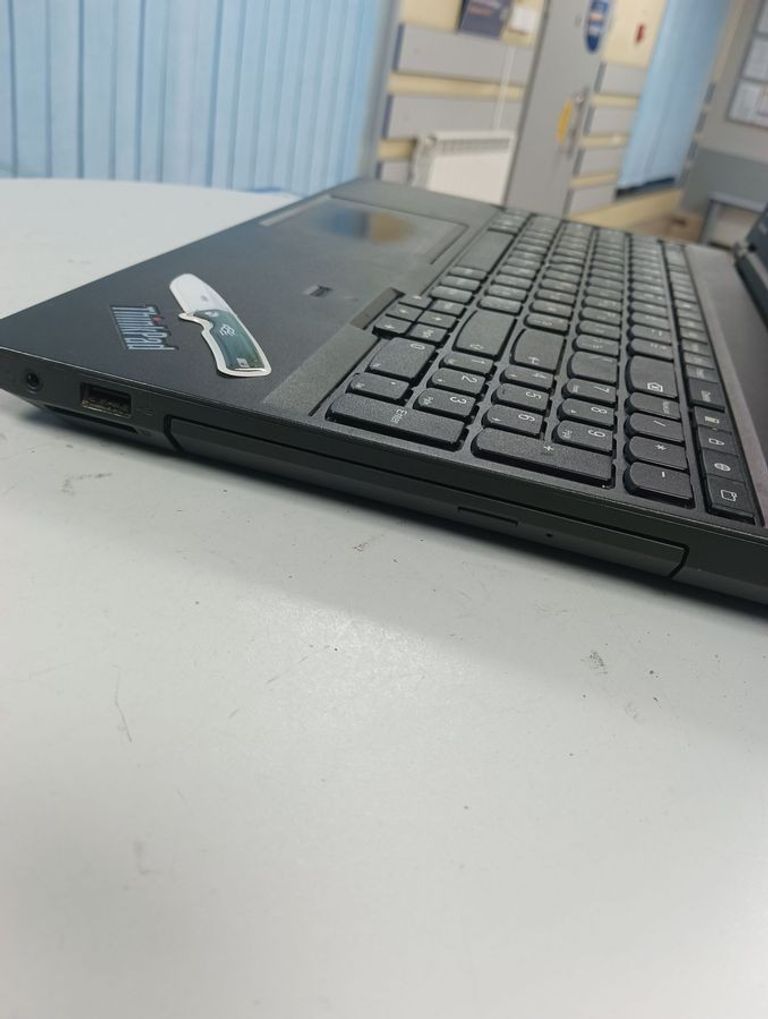 Lenovo 15/core i7 4800mq ddr3/12gb ddr3/ssd 256 gb/*інтегрована Код:01-200777848. Изображение 6