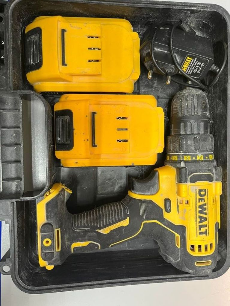 Купити Dewalt Копія 720w без моделі Б/У