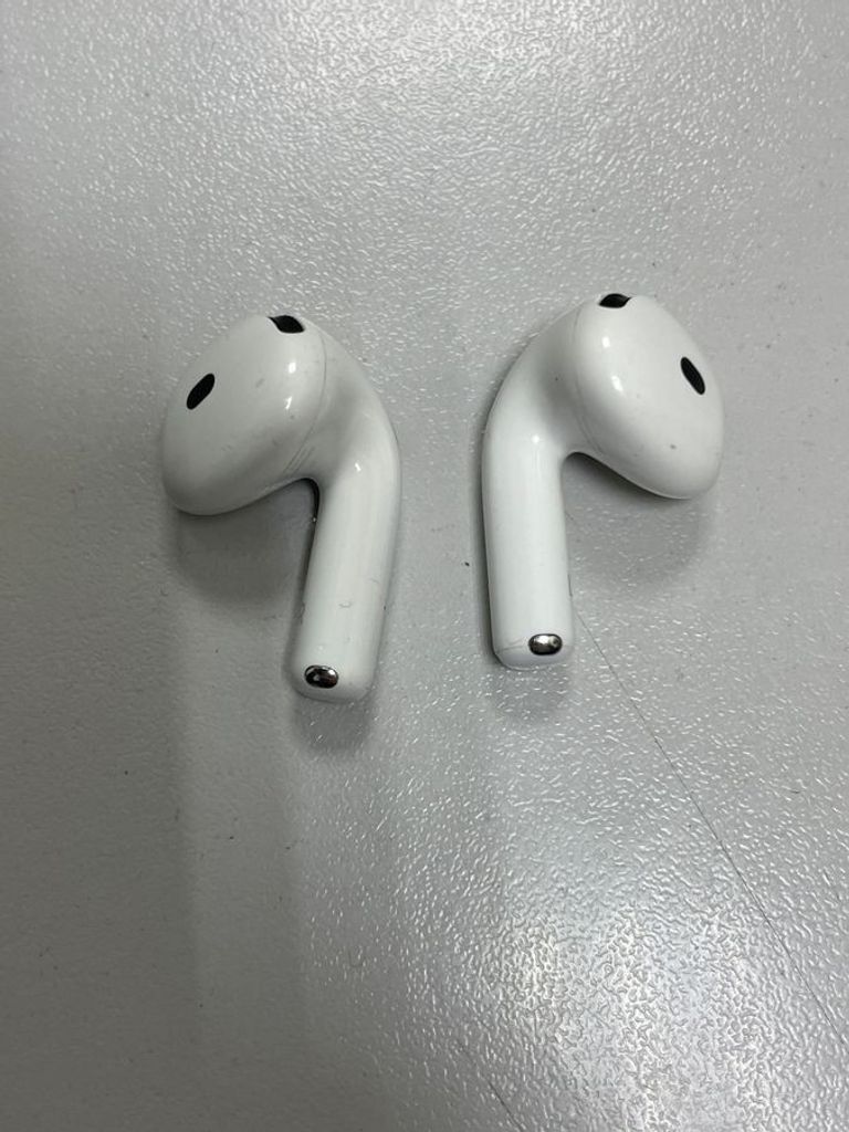 Apple airpods 4 with active noise cancellation Код:01-200783669. Изображение 6
