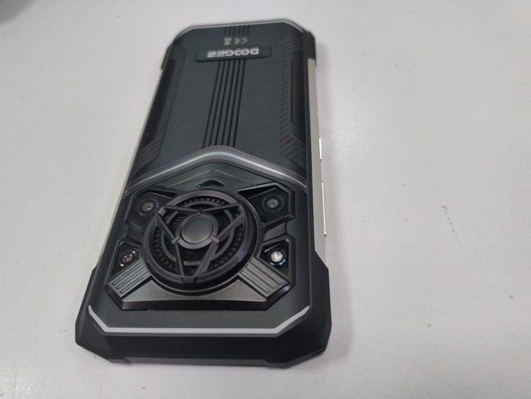 Дешево Doogee blade 20 play 8/256gb з ломбарду