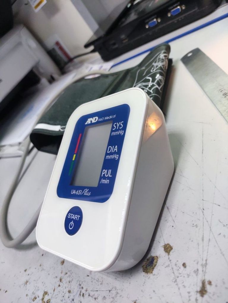 Дешево A&D ua-651 plus з ломбарду