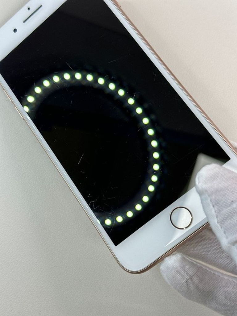 Apple iphone 8 plus 64gb Код:01-200797123. Зображення 7