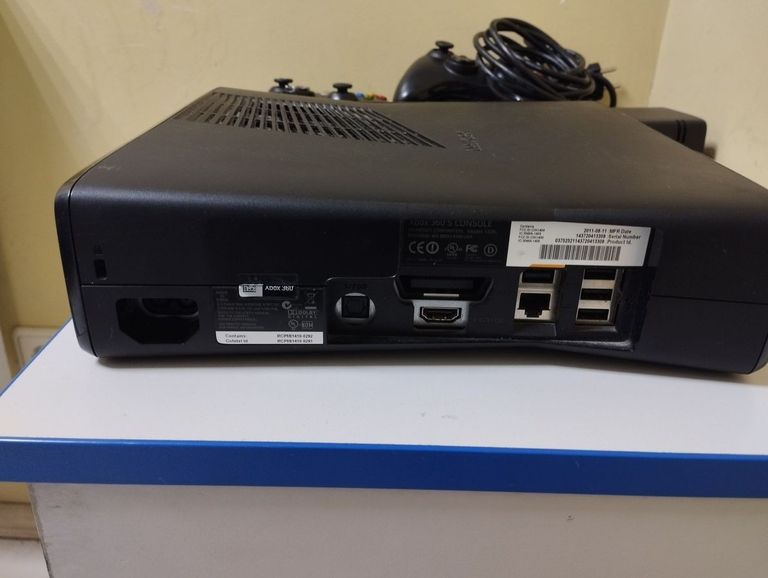 Розпродаж Microsoft xbox 360s console 1439 250gb, продавець Техноскарб