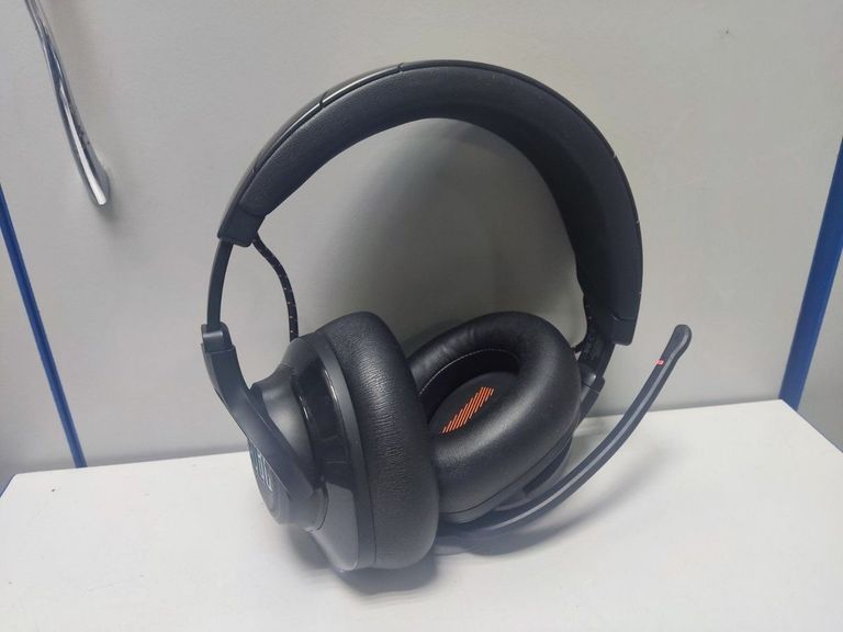 Jbl quantum 610 Код:01-200830280. Зображення 8