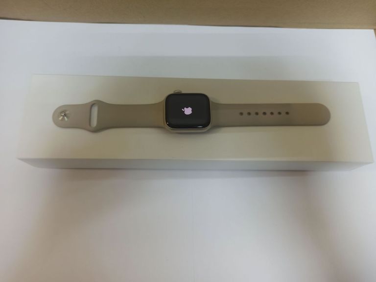 Купить Apple watch series 8 gps 41mm aluminum case Б/У