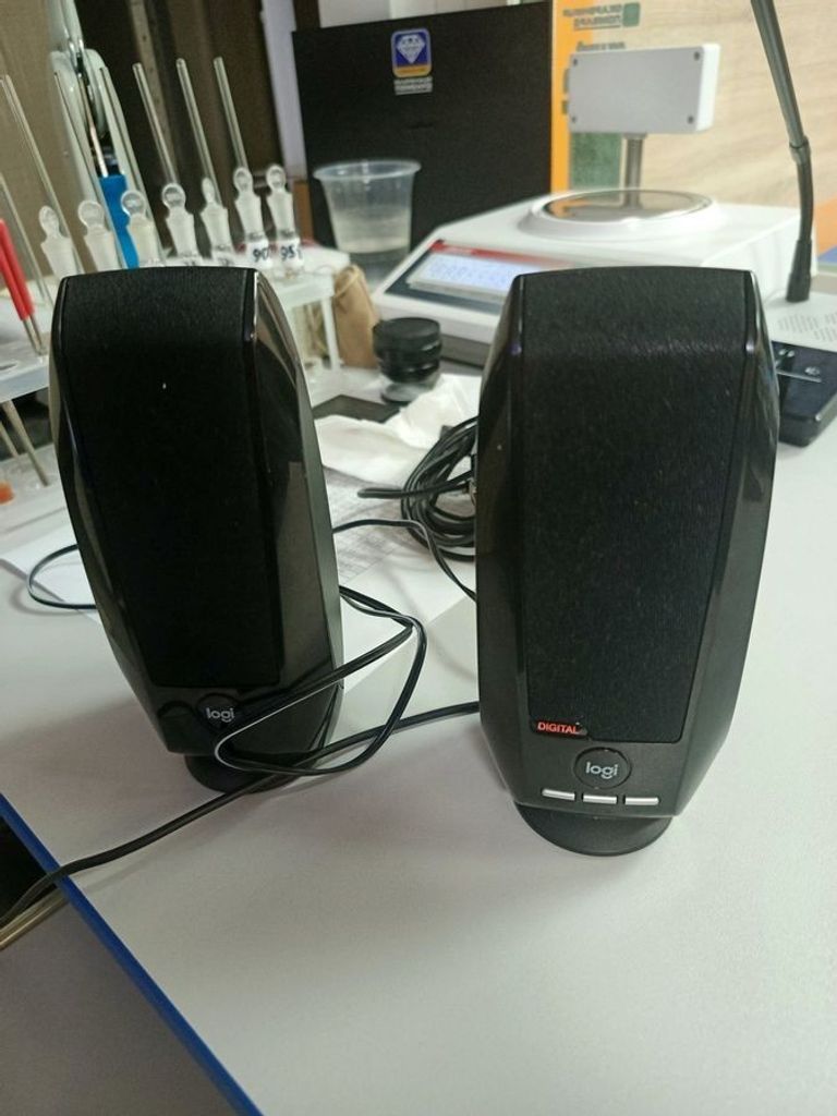 Оголошення Logitech s150 Б/У