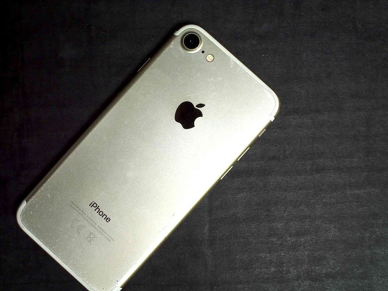 Дешиво Apple iphone 7 128gb с ломбарда