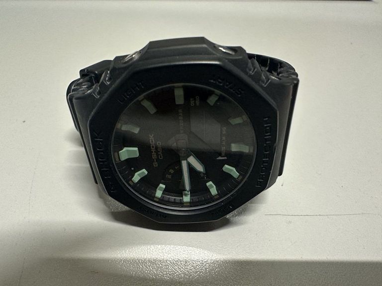 Оголошення Casio ga-2100 Б/У