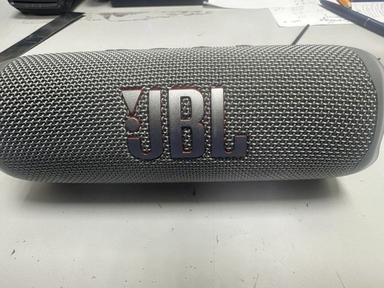 Купити Jbl flip 6 Б/У