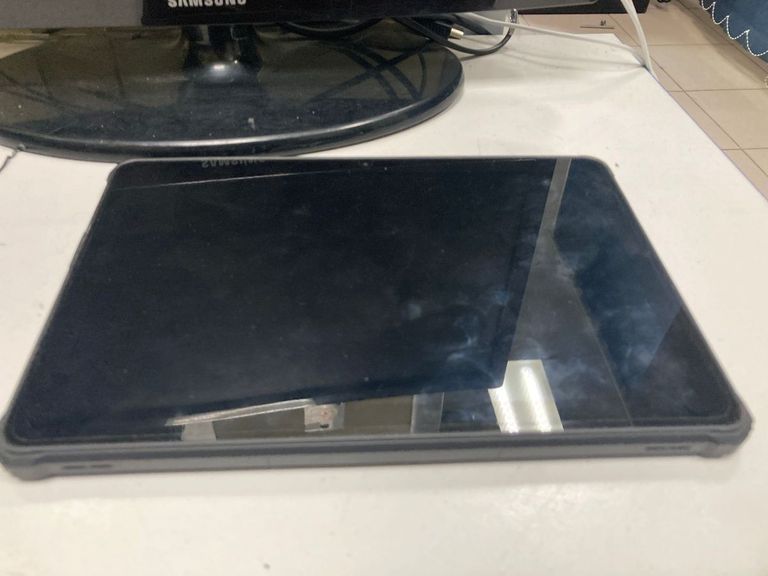 Купить Oukitel RT5 8/256GB Black Б/У