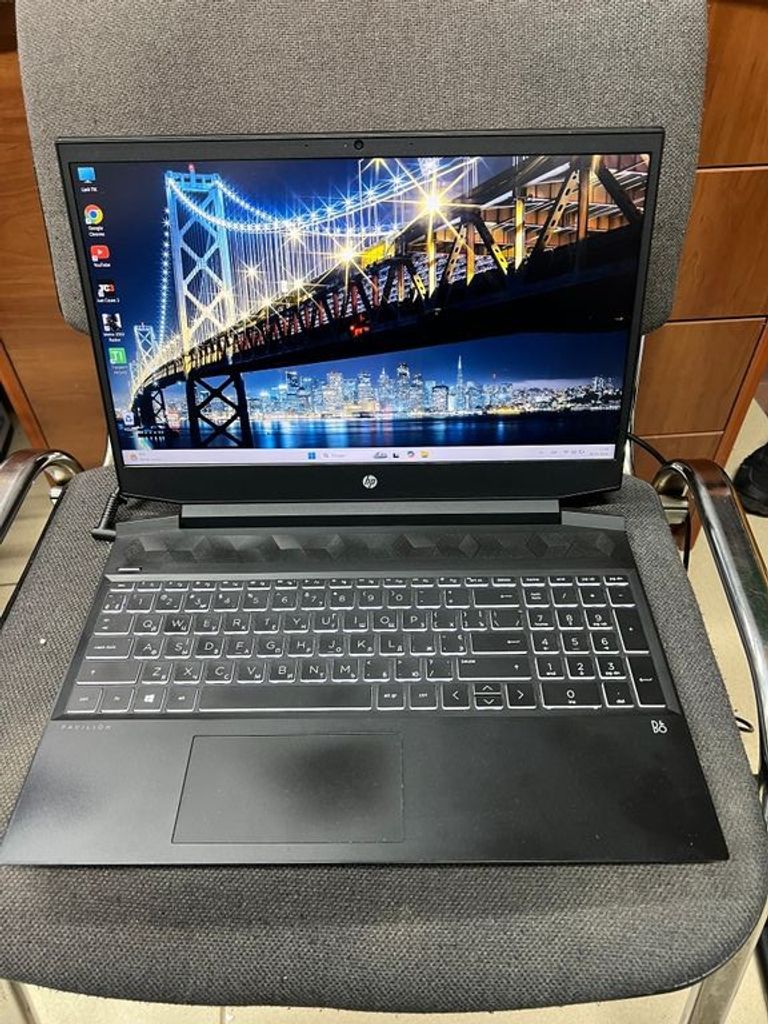 Купити HP Pavilion Gaming 15-ec2006ua Shadow Black (4F941EA) Б/У