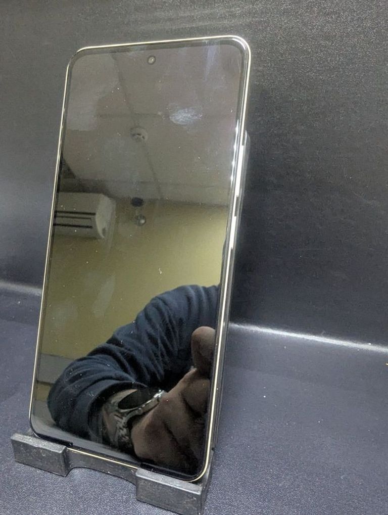 Оголошення Realme 12+ 5g 8/256gb Б/У