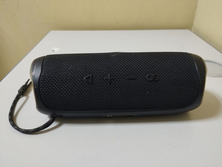 Дешево Jbl flip 5 з ломбарду