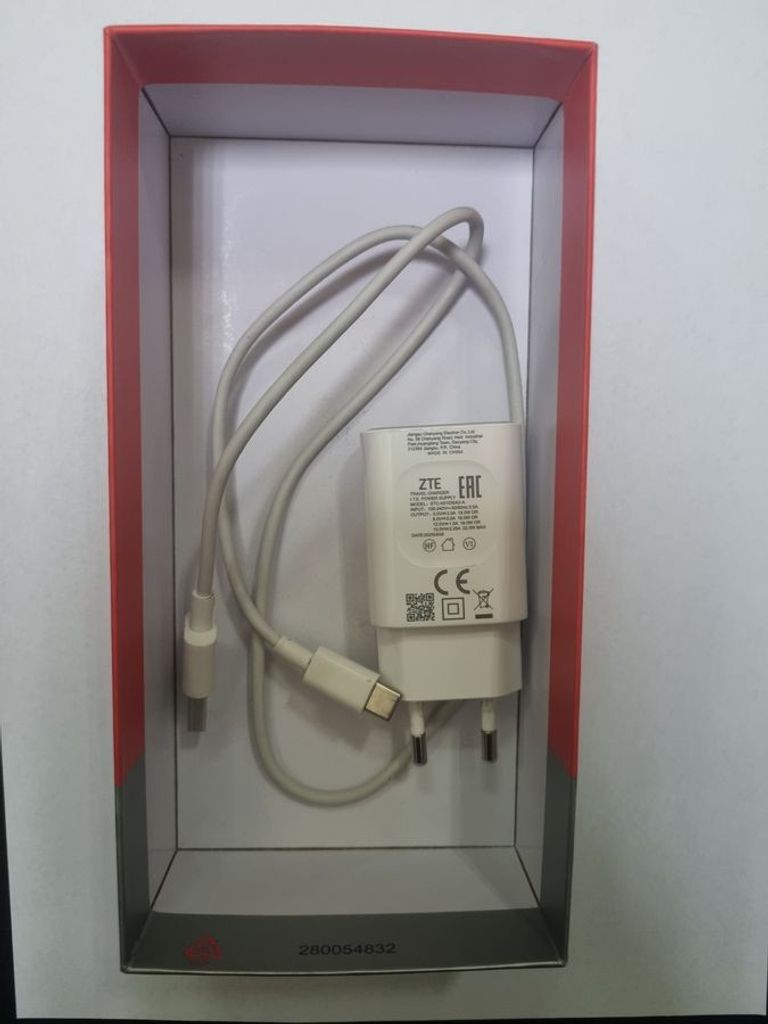 Zte Nubia V70 Max 6/128GB Gray Код:01-200908249. Изображение 6