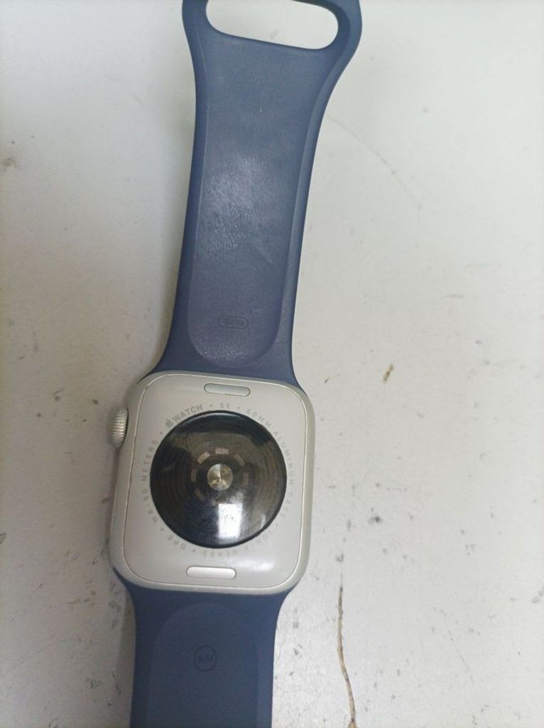 Дешиво Apple watch se 2 gps 40mm aluminium case с ломбарда