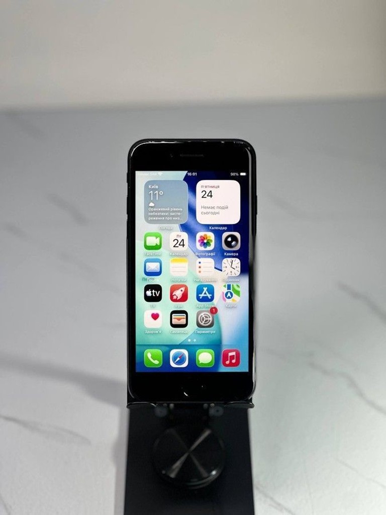 Купить Apple iPhone SE 2020 128GB Black Slim Box (MHGT3) Б/У