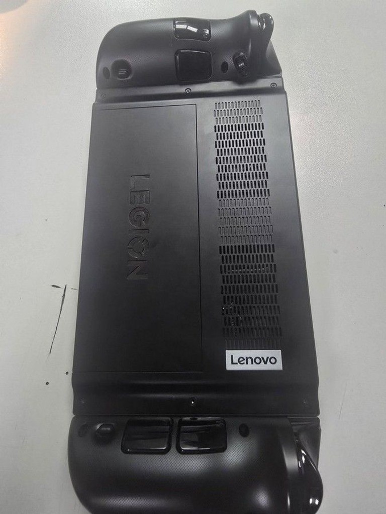 Дешево Lenovo Legion Go 1 TB Shadow Black з ломбарду