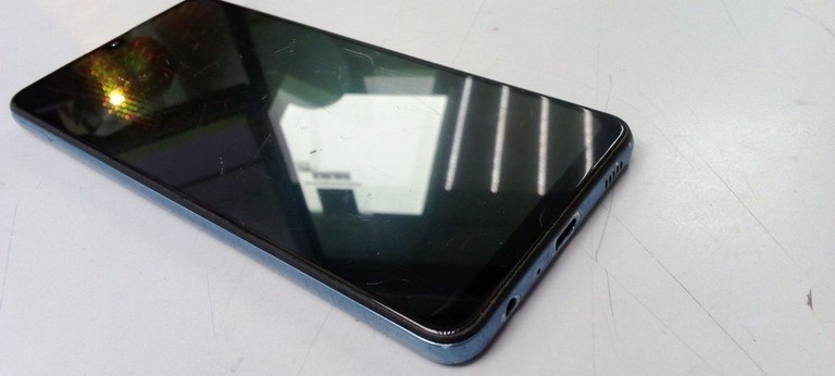 Дешиво Samsung a325f galaxy a32 4/64gb с ломбарда