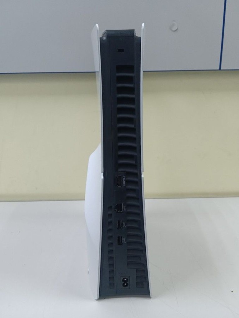 Sony PlayStation 5 825GB Код:01-200950558. Зображення 7