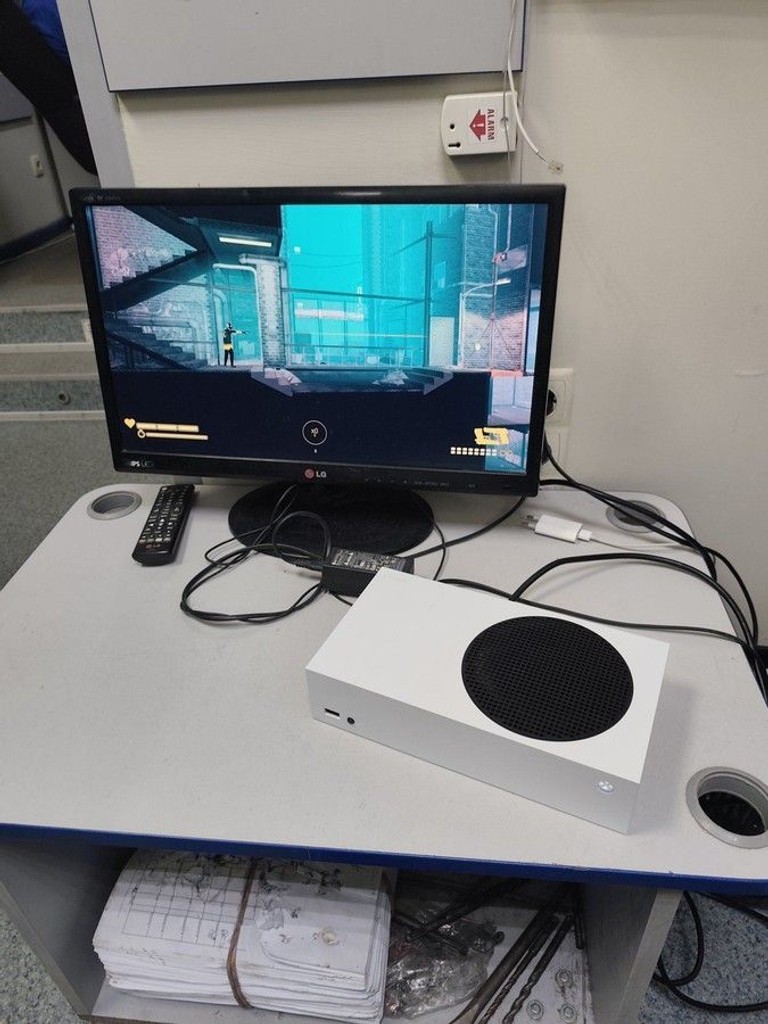 Распродажа Microsoft xbox series s 512gb, продавец Техноскарб