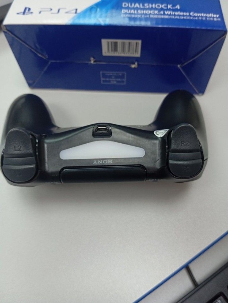 Дешиво Sony dualshock 4 v2 с ломбарда