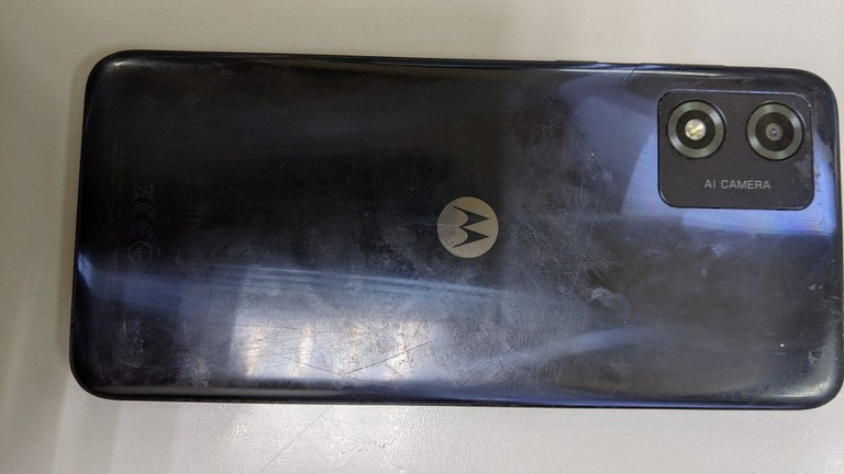 Купить Motorola moto e13 8/128gb xt2345-3 Б/У