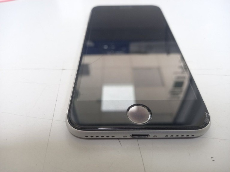 Оголошення Apple iPhone SE 2020 128GB Black Slim Box (MHGT3) Б/У