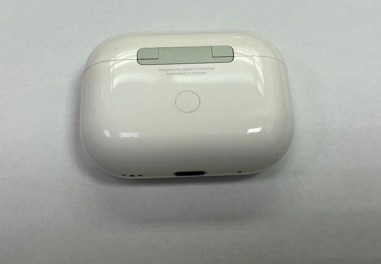 Дешиво Apple airpods pro 2nd generation with magsafe charging case usb-c с ломбарда