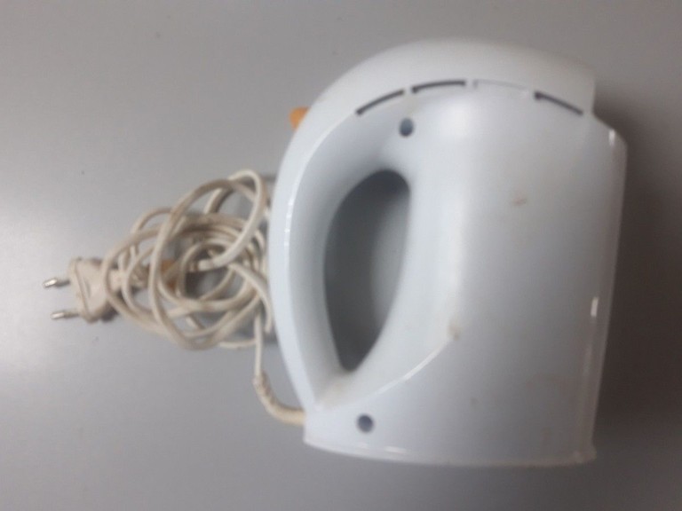 Дешево Philips hr 1560 з ломбарду