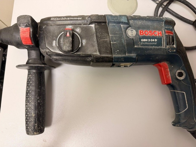 Дешево Bosch gbh 2-24 d з ломбарду