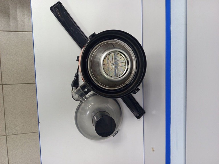 Оголошення Philips HR1832/02 Б/У