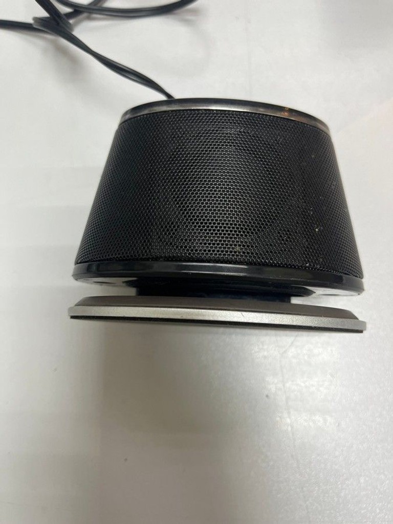 Дешево F&d V620 Plus з ломбарду