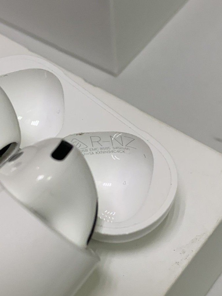 Оголошення Apple airpods 4 Б/У