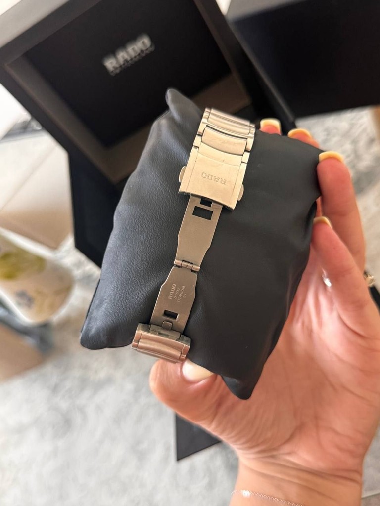Дешиво Rado Centrix 115.0554.3.010 с ломбарда