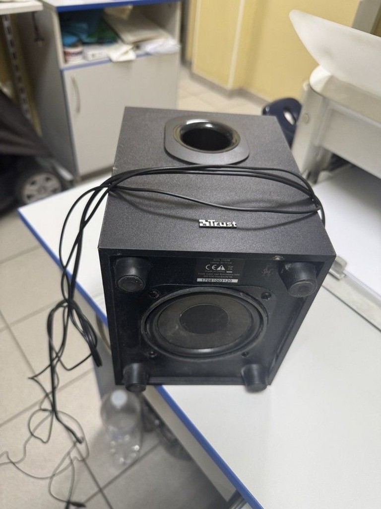 Дешиво Trust Argo Subwoofer Speaker Set USB (21038) с ломбарда