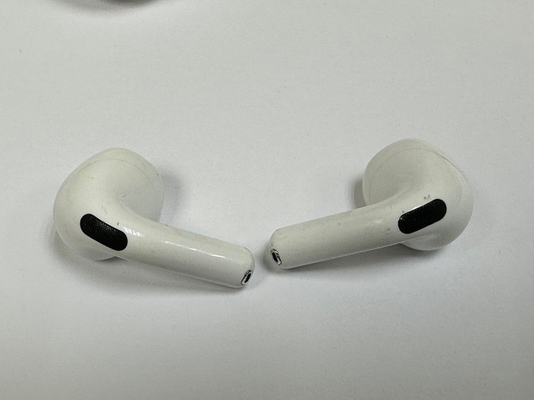 Оголошення Apple airpods 4 Б/У