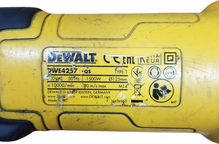 Дешево Dewalt DWE4257 з ломбарду