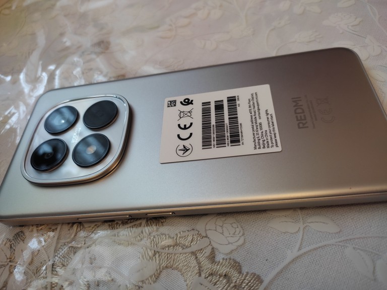 Дешиво Xiaomi Redmi Note 15 Pro+ 8/256GB Midnight Black с ломбарда