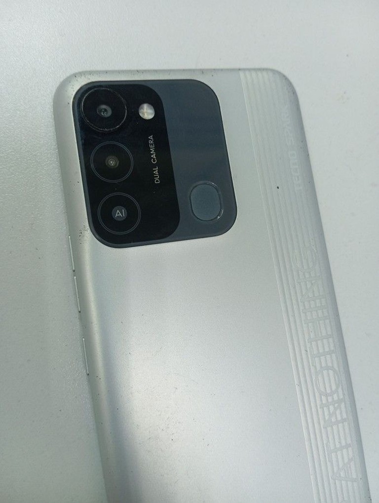 Розпродаж Tecno spark 8c kg5k 4/64gb, продавець Техноскарб