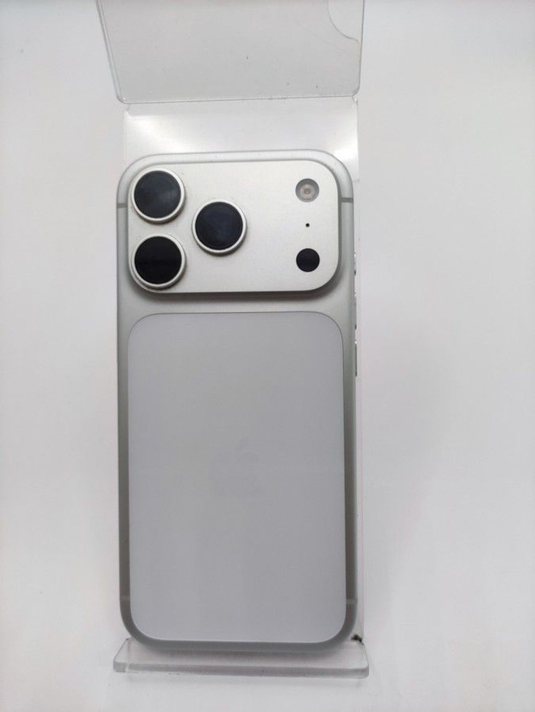 Apple iPhone 17 Pro 256GB Deep Blue (MG8J4) Код:01-201159159. Зображення 7