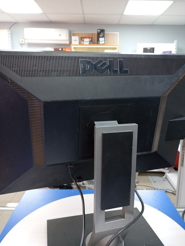 Объявление Dell p2210f Б/У