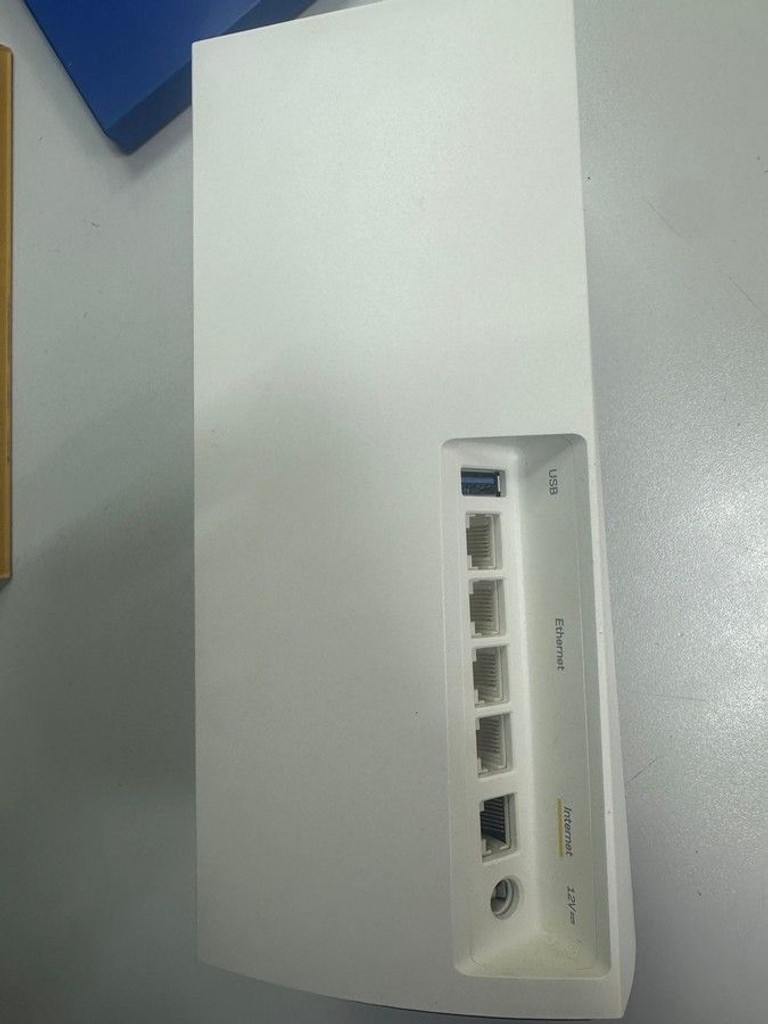 Дешиво Linksys Velop MX5300 с ломбарда