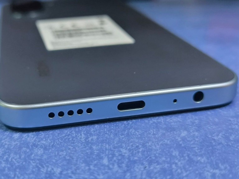 Дешиво Xiaomi Redmi A7 Pro 4/64GB Black с ломбарда