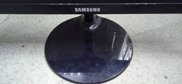 Оголошення Samsung s19f355h Б/У