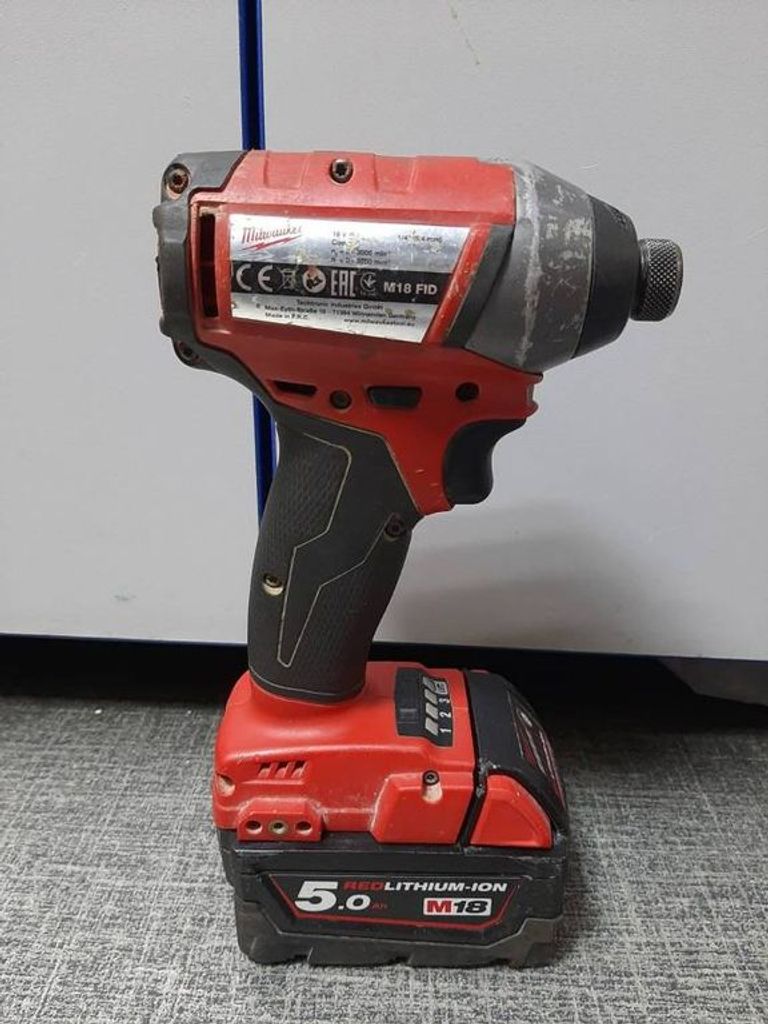 Milwaukee m18 fid