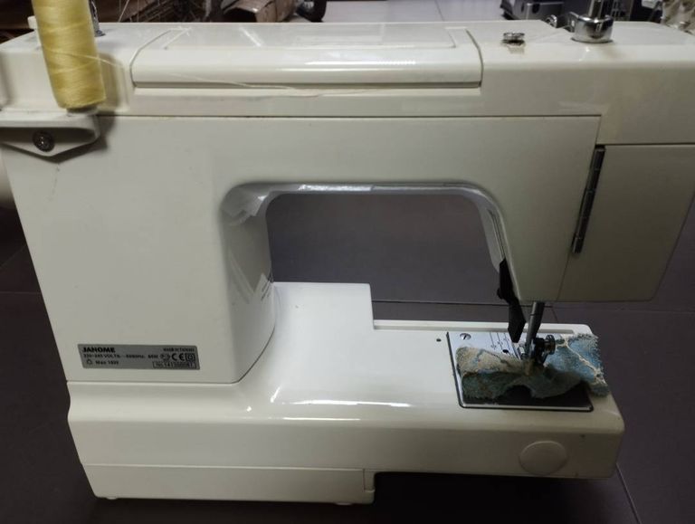 Janome LE22 (L394)