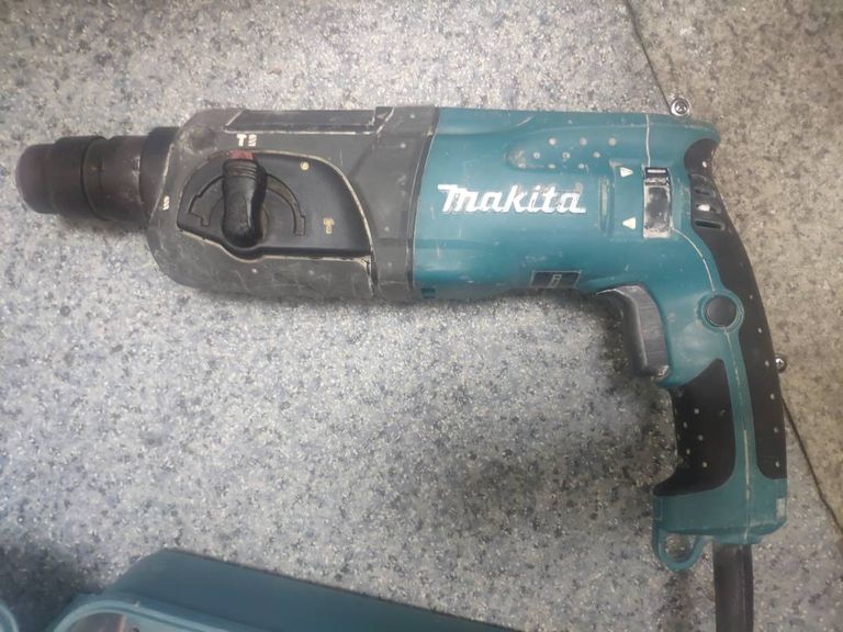 Makita HR2470