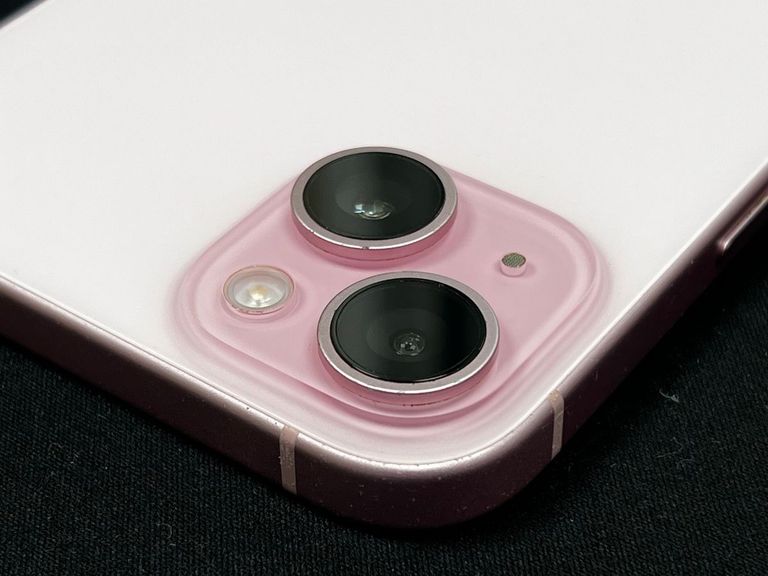 Apple iPhone 15 Plus 128GB Pink Код:01-200526673. Изображение 5