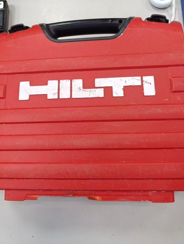 Дешево Hilti te 2-m з ломбарду